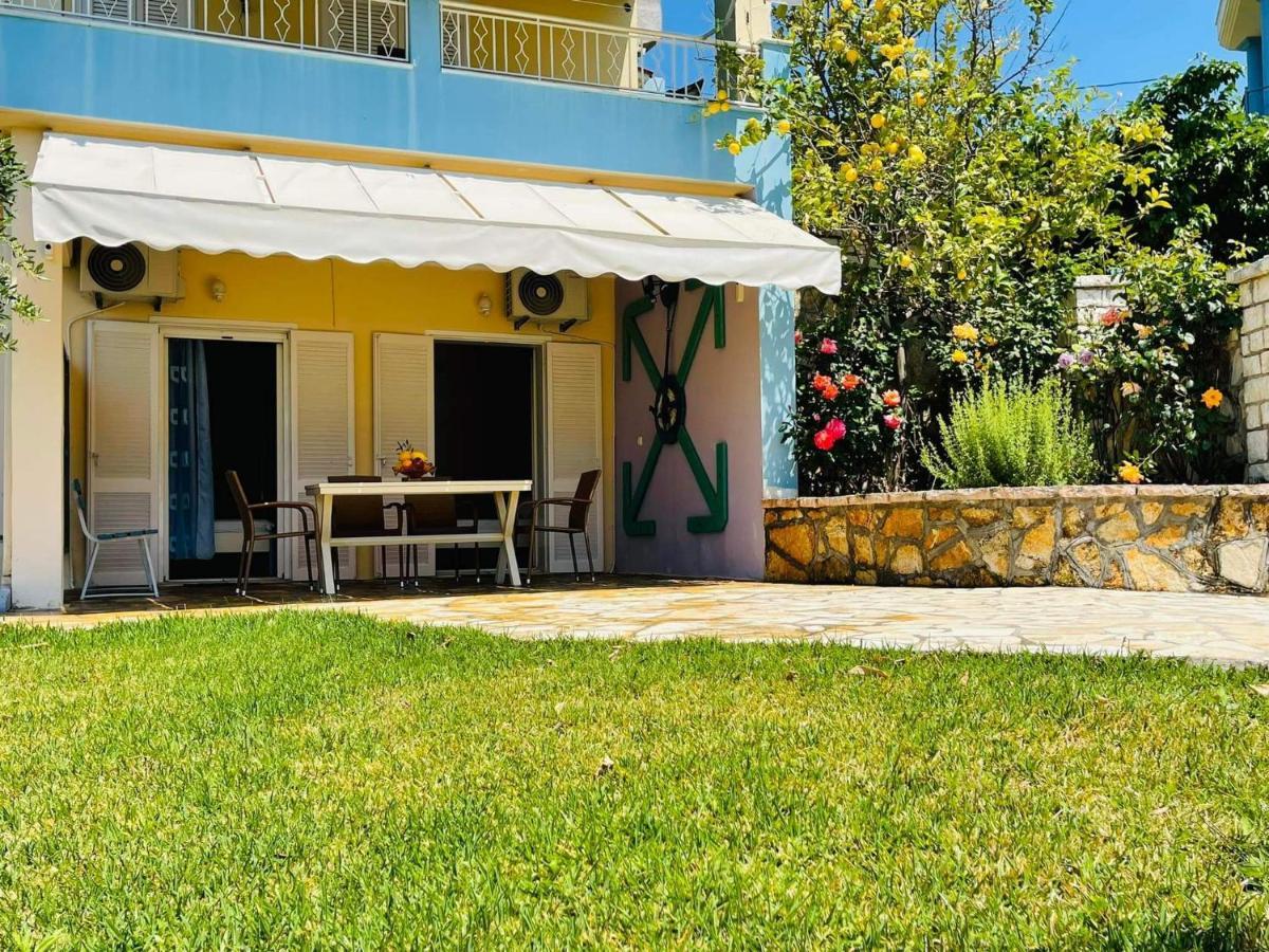 Triantis Apartments Lygia  Exterior photo