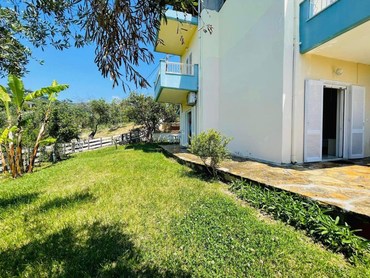 Triantis Apartments Lygia  Exterior photo