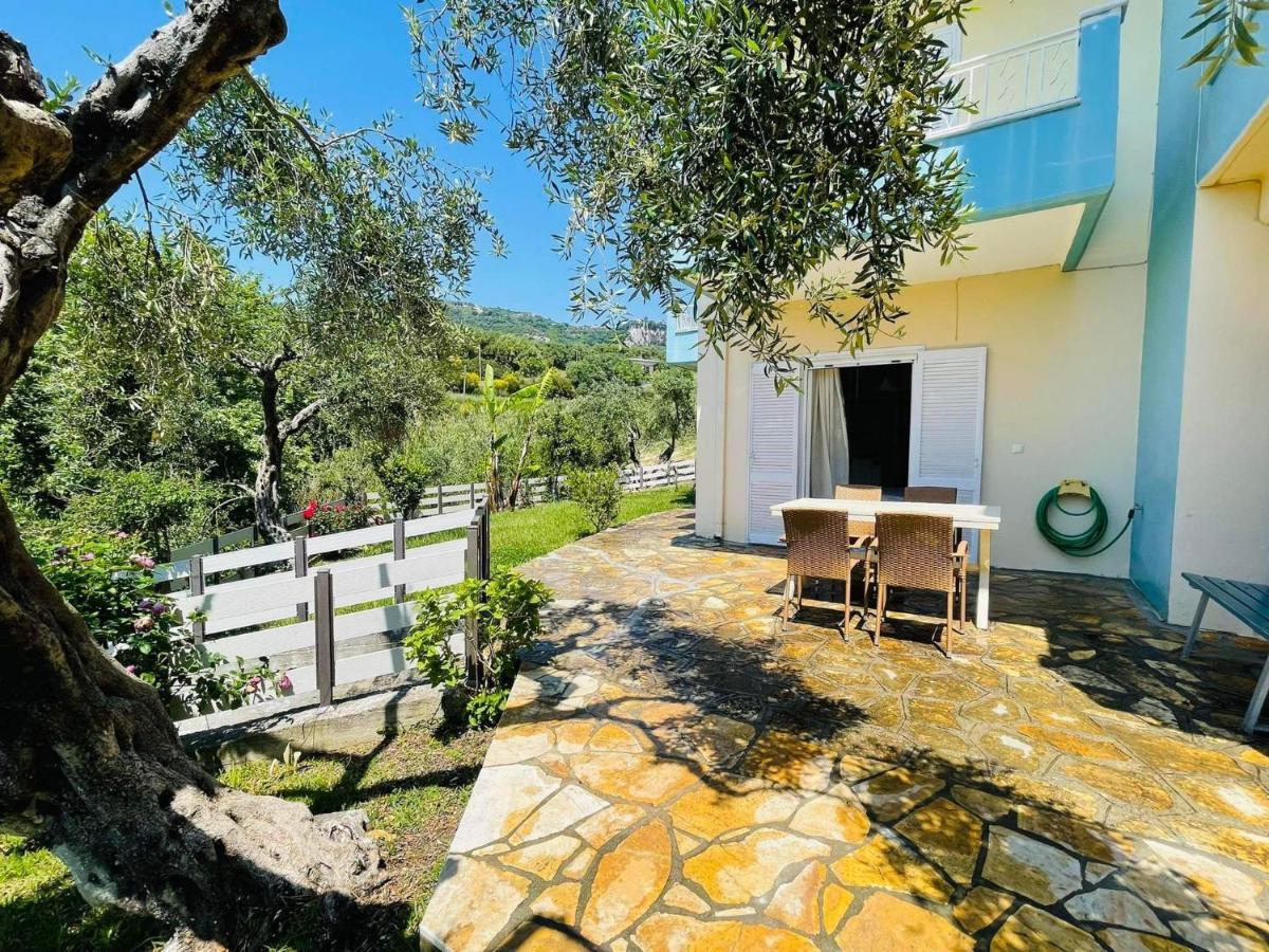 Triantis Apartments Lygia  Exterior photo