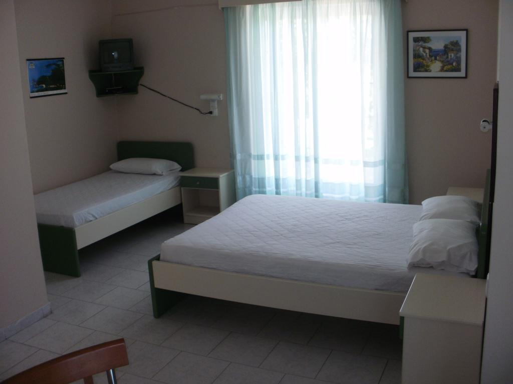 Triantis Apartments Lygia  Room photo