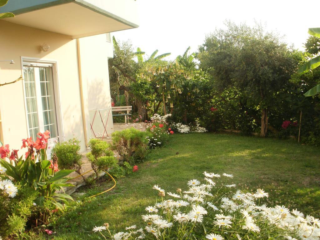 Triantis Apartments Lygia  Room photo